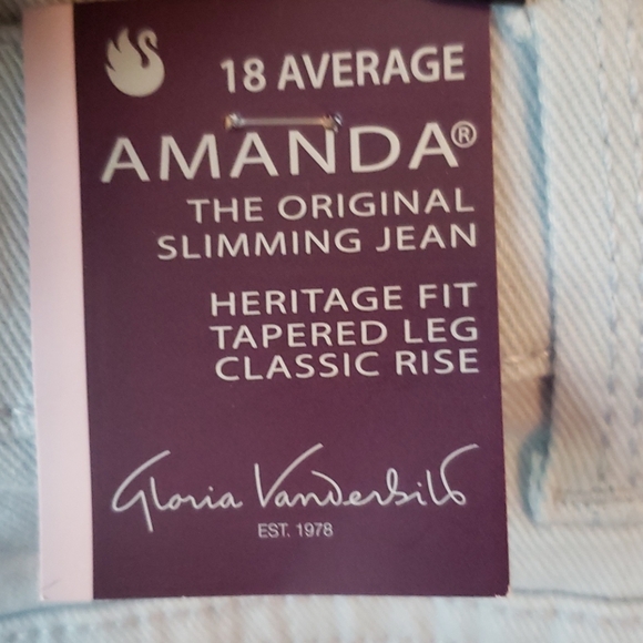 Gloria Vanderbilt Amanda Jeans - Picture 7 of 16